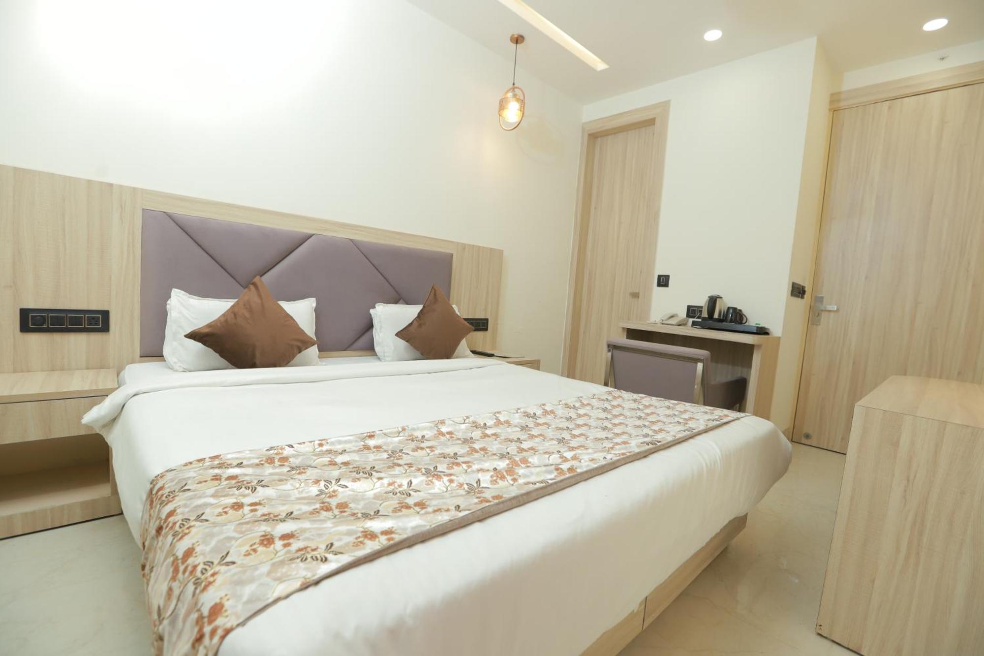 Zed Hotel - Delhi International Airport New Delhi Buitenkant foto